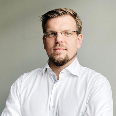 Mag. Damian A. Brzezinski Profil 2 © Mag. Christina Pilz